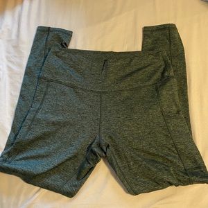 TWO AE active leggings bundle